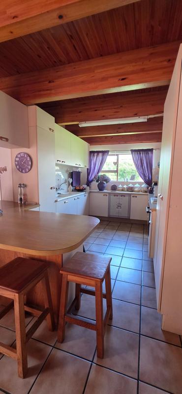 5 Bedroom Property for Sale in Glentana Western Cape